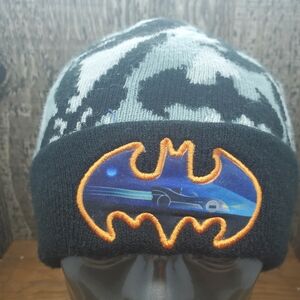 Batman Young Kids Youth Beanie Fleece Winter Hat Black & Gray Unisex
